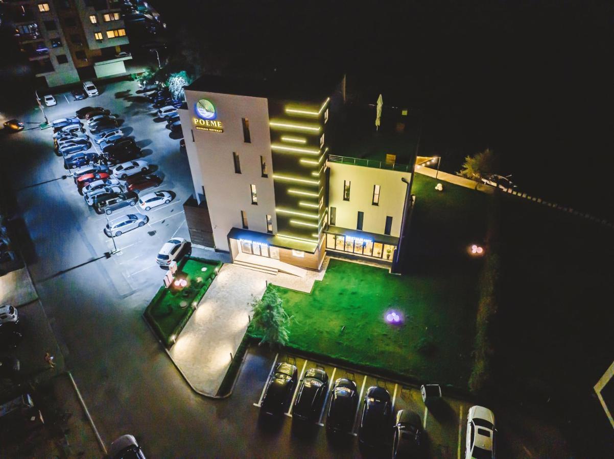 Готель Poeme Mamaia Retreat Екстер'єр фото