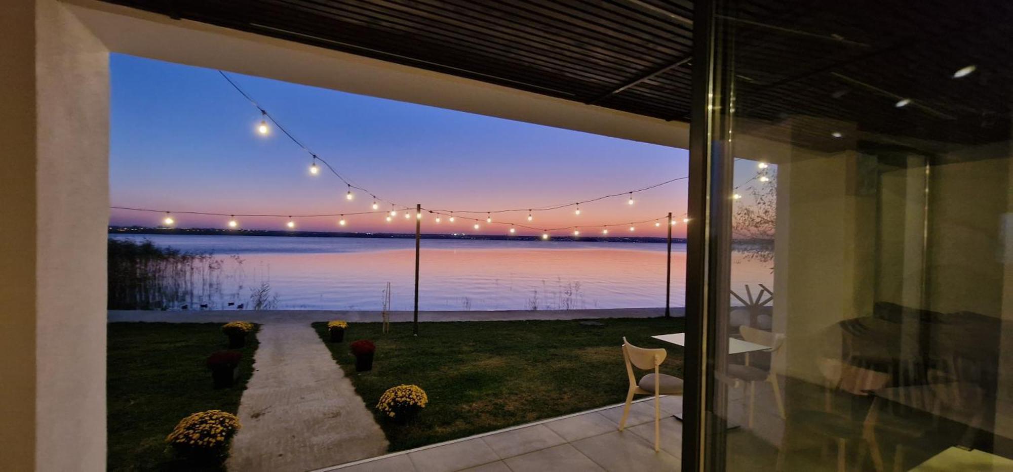 Готель Poeme Mamaia Retreat Екстер'єр фото